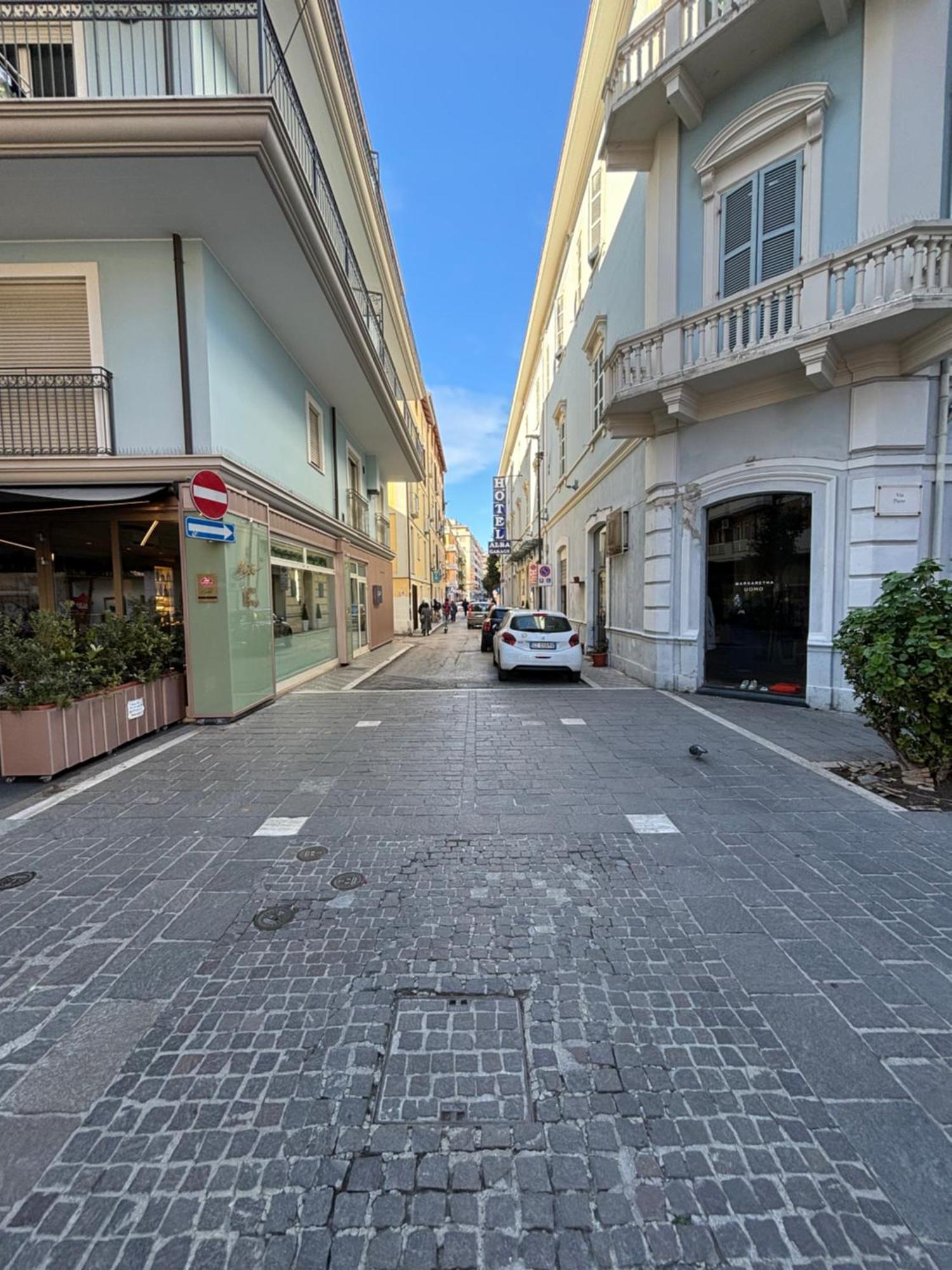 Michelangelo Apartment Pescara Buitenkant foto
